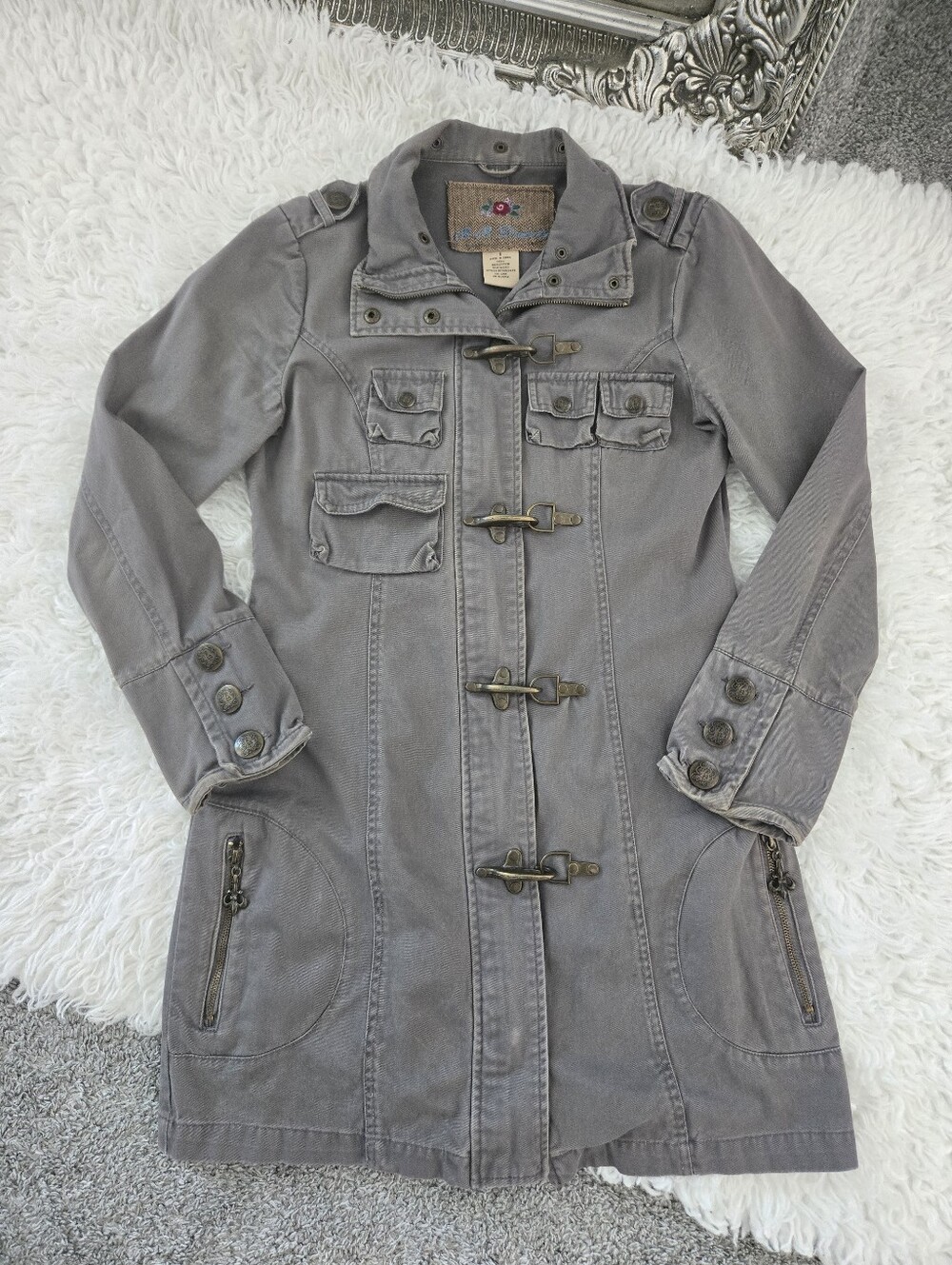 BB Dakota Steampunk Fairy Grunge long trench jacket. 100% cotton. Size small.